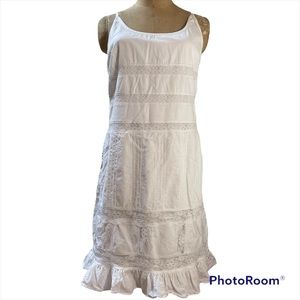 Candela Classic white shift dress with lace detail size S